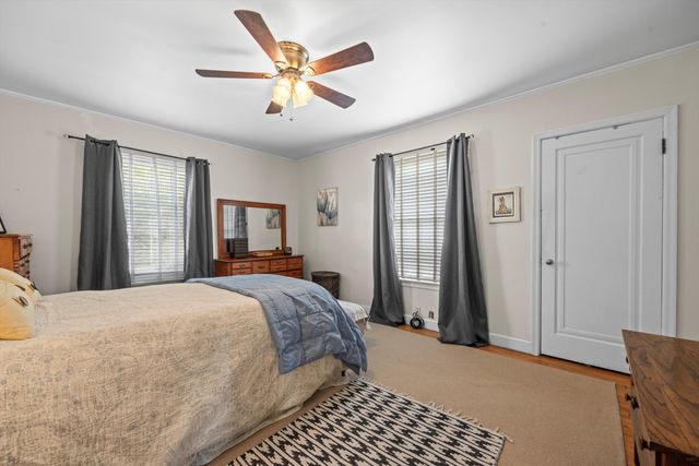 27 N Brooks Circle, Chattanooga, TN 37411