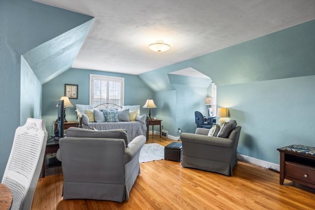 27 N Brooks Circle, Chattanooga, TN 37411