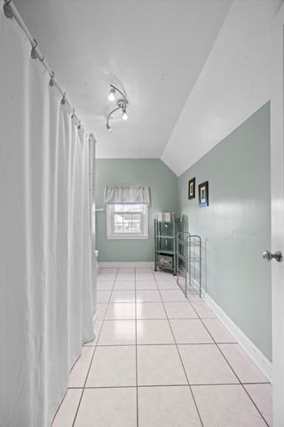 27 N Brooks Circle, Chattanooga, TN 37411