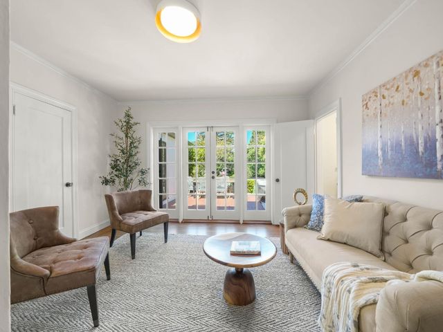 554 Edgewood Road, San Mateo, CA 94402