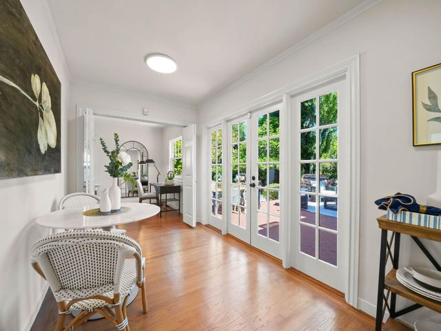 554 Edgewood Road, San Mateo, CA 94402