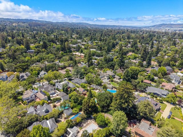 554 Edgewood Road, San Mateo, CA 94402