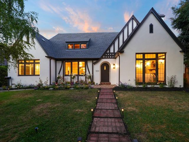 554 Edgewood Road, San Mateo, CA 94402