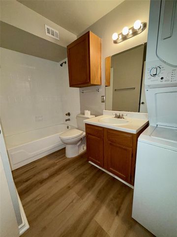 1730 Timber Ridge RD 152, Austin, TX 78741