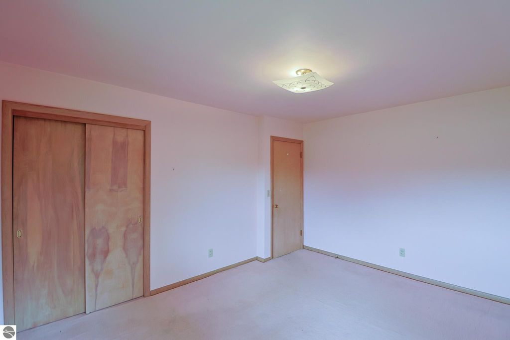 Image 22 of property listing at 8670 E Pickard Road, Mt Pleasant, MI 48858