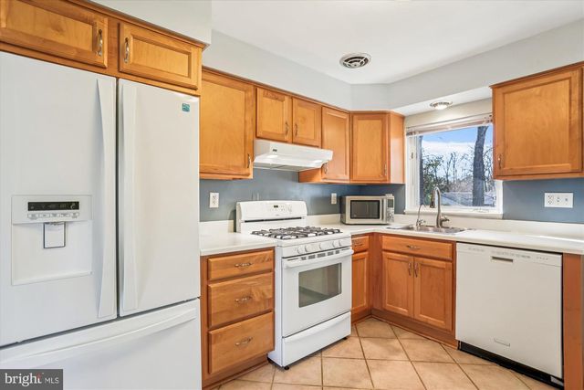 5206 GRETCHEN ST, Kensington, MD 20895