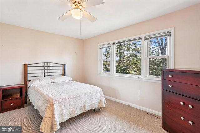 5206 GRETCHEN ST, Kensington, MD 20895