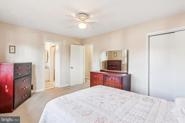 5206 GRETCHEN ST, Kensington, MD 20895