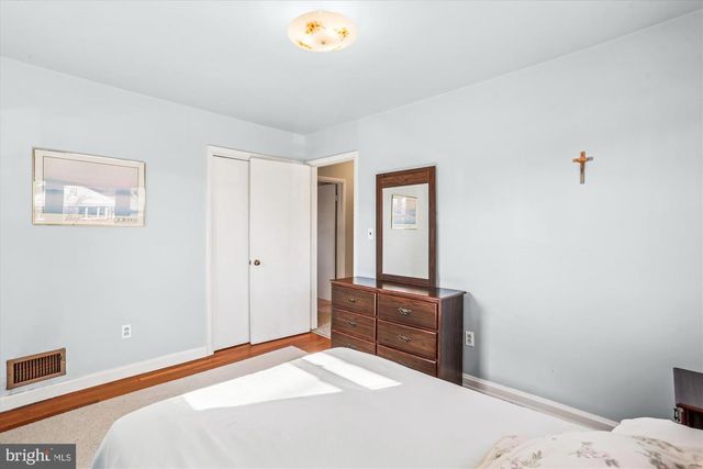 5206 GRETCHEN ST, Kensington, MD 20895