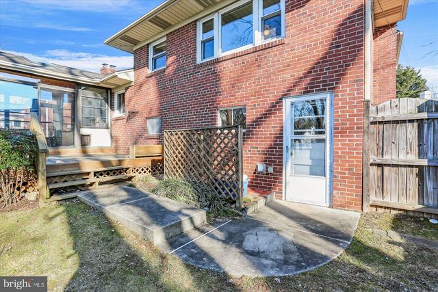 5206 GRETCHEN ST, Kensington, MD 20895