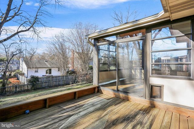 5206 GRETCHEN ST, Kensington, MD 20895