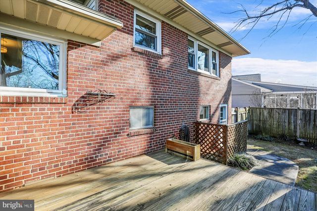 5206 GRETCHEN ST, Kensington, MD 20895