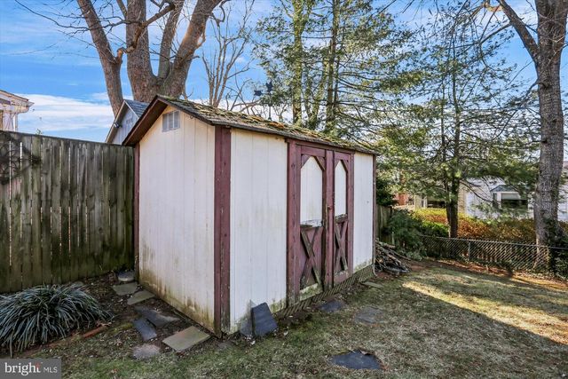 5206 GRETCHEN ST, Kensington, MD 20895