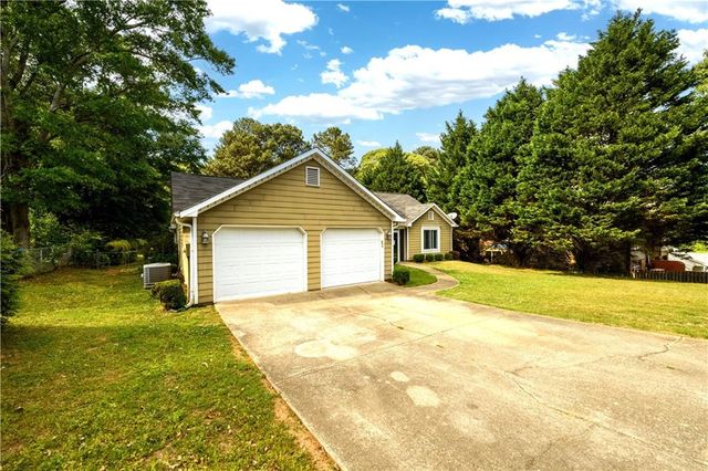 840 Lodgeview Drive, Bethlehem, GA 30620