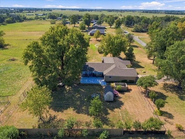 32755 S Highland Drive, Inola, OK 74036