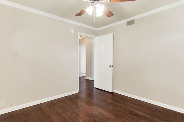 1725 Brake Drive, Carrollton, TX 75006