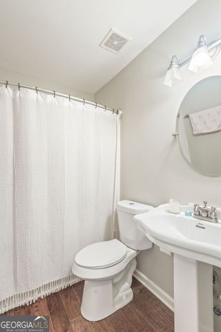 190 Valley Brook Drive, Newnan, GA 30265
