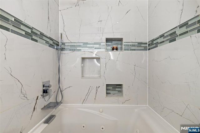 8200C Bulls Ferry Road 10, North Bergen, NJ 07047