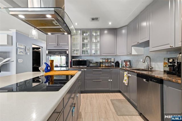 8200C Bulls Ferry Road 10, North Bergen, NJ 07047