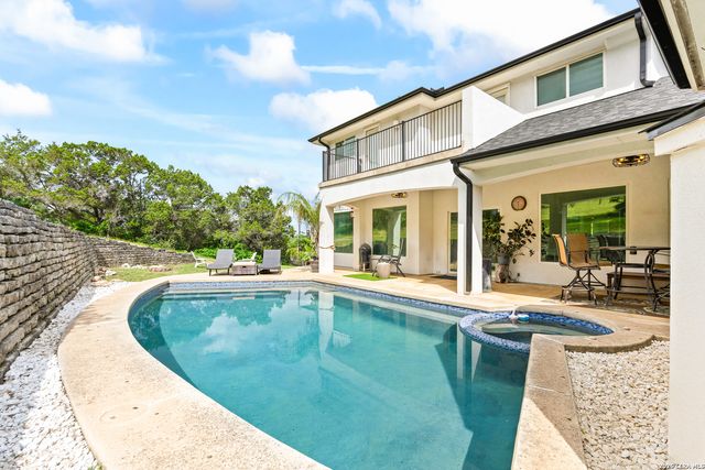 30350 Beck Rd, Bulverde, TX 78163
