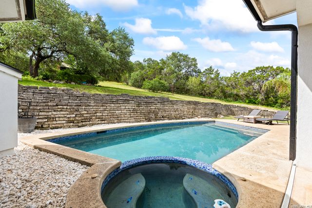 30350 Beck Rd, Bulverde, TX 78163