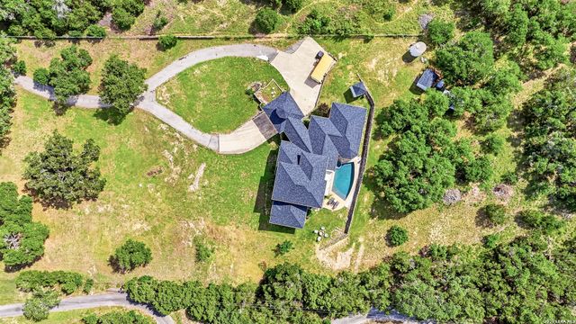 30350 Beck Rd, Bulverde, TX 78163