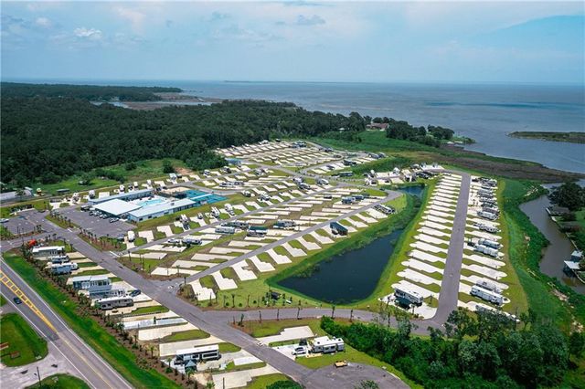 11551 Dauphin Island Parkway, Theodore, AL 36582