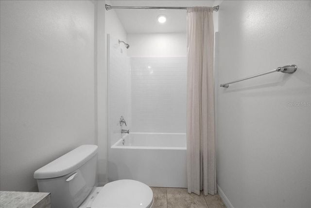 593 MARION OAKS TRAIL, Ocala, FL 34473