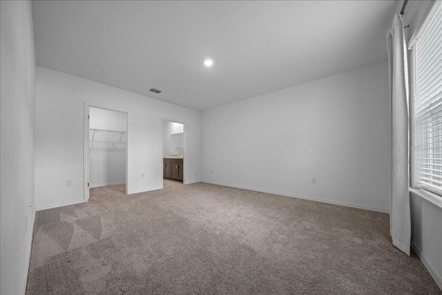 593 MARION OAKS TRAIL, Ocala, FL 34473