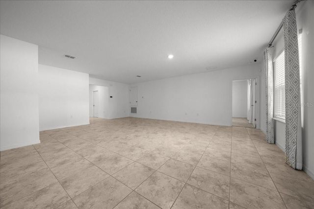 593 MARION OAKS TRAIL, Ocala, FL 34473