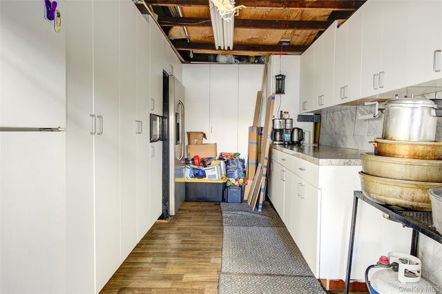 8848 201 ST, Hollis, NY 11423