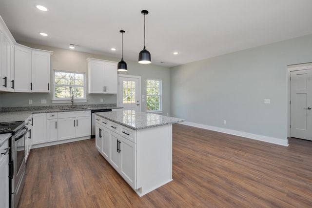 94 Hickory Ridge Ln, Woodbury, TN 37190