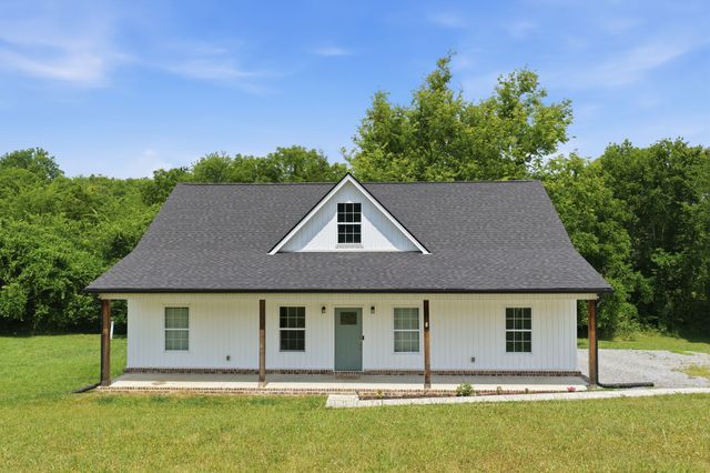 94 Hickory Ridge Ln, Woodbury, TN 37190