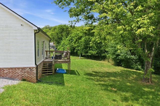 94 Hickory Ridge Ln, Woodbury, TN 37190