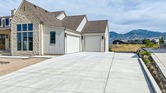 145 E HIDDEN LN, Mapleton, UT 84664