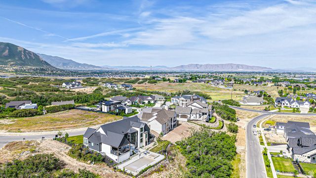 145 E HIDDEN LN, Mapleton, UT 84664