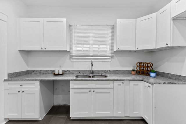 429 S Champion Avenue, Columbus, OH 43205