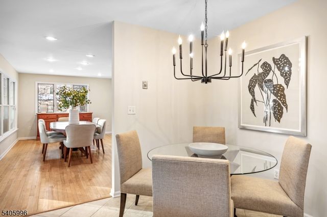 1242 Sunnyfield Ln, Scotch Plains Twp., NJ 07076