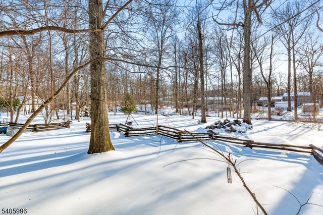 1242 Sunnyfield Ln, Scotch Plains Twp., NJ 07076