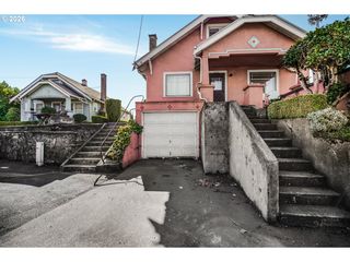 1152 Ne COLUMBIA Blvd, Portland, OR 97211