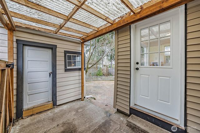 1607 Harrison Street, Steilacoom, WA 98388