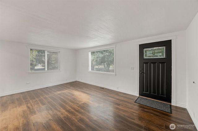 1607 Harrison Street, Steilacoom, WA 98388