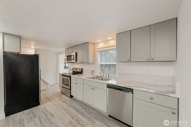 1607 Harrison Street, Steilacoom, WA 98388