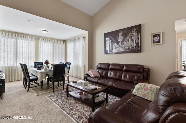 8550 TOUCHTON Road 2221, Jacksonville, FL 32216