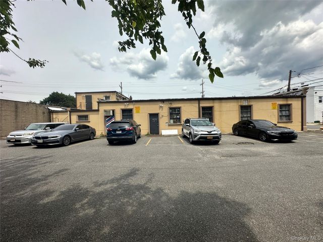 1483 Hempstead Turnpike C, Elmont, NY 11003