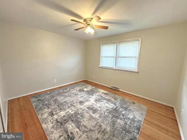 310 FISH POND RD, Sewell, NJ 08080