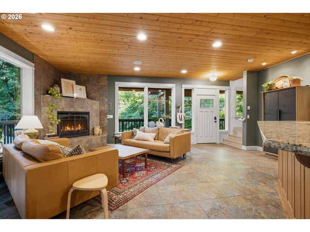4350 Sw HALCYON Rd, Tualatin, OR 97062
