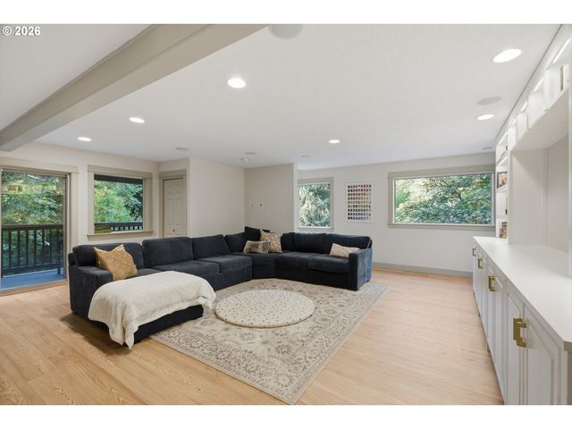 4350 Sw HALCYON Rd, Tualatin, OR 97062
