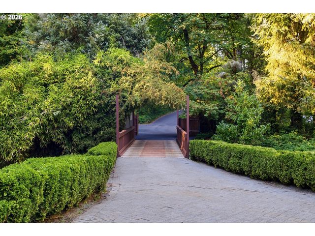 4350 Sw HALCYON Rd, Tualatin, OR 97062
