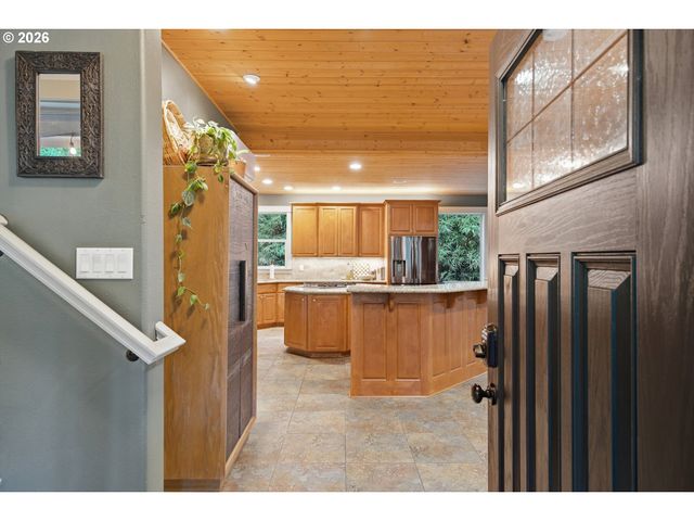 4350 Sw HALCYON Rd, Tualatin, OR 97062